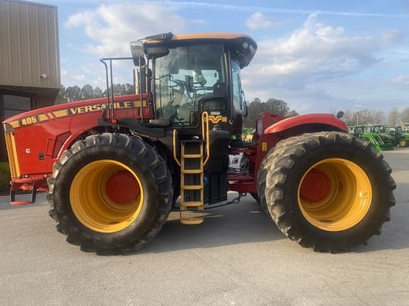 Image of Versatile 405 equipment image 2