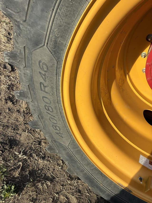 Image of Versatile 460 equipment image 3