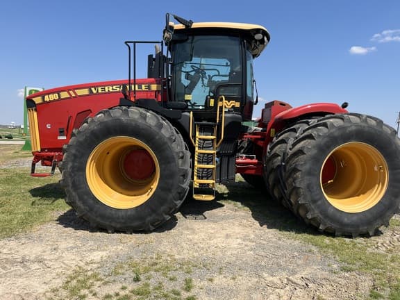 Image of Versatile 460 equipment image 1