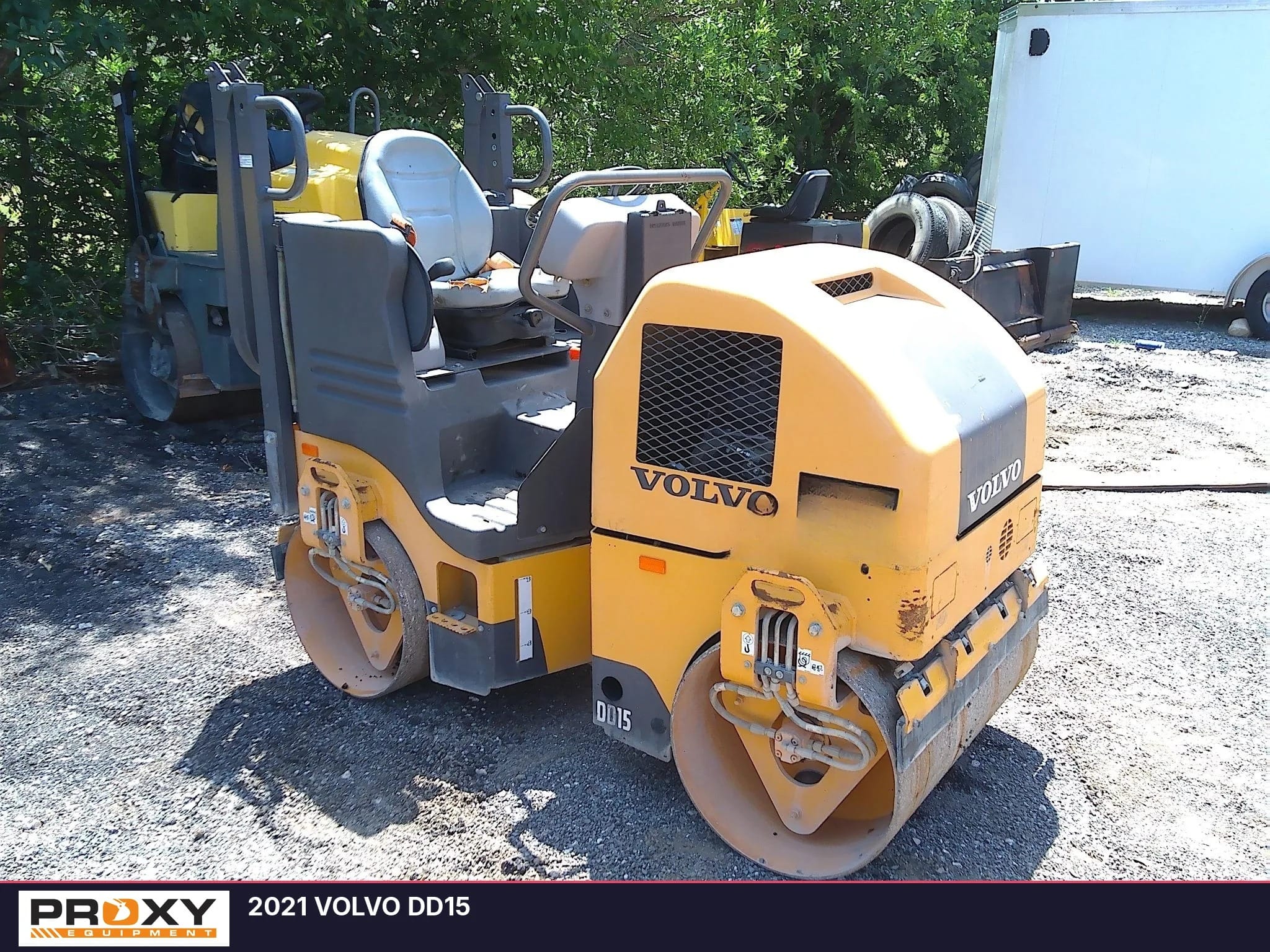 2021 Volvo DD15 Equipment Image0