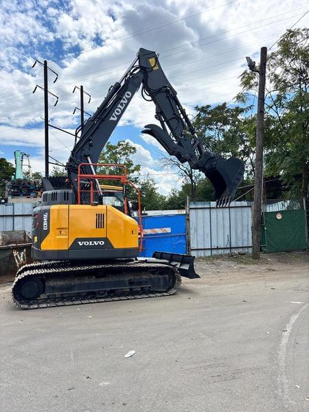 Image of Volvo ECR145EL equipment image 1