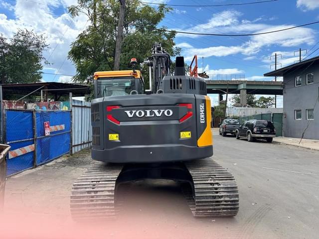 Image of Volvo ECR145EL equipment image 3