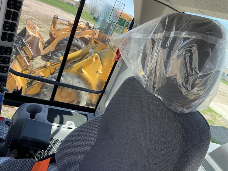 Main image Volvo L60H 23