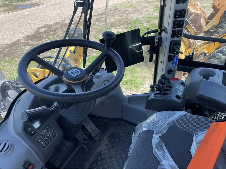 Main image Volvo L60H 25