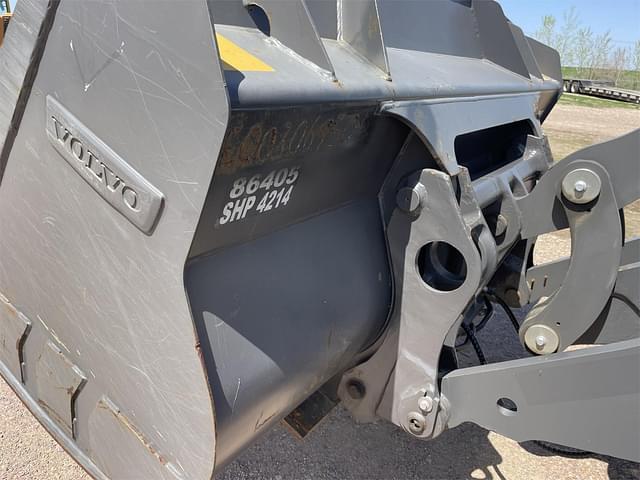 Thumbnail image Volvo L60H 4