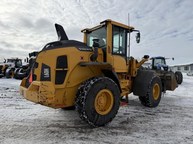 Image of Volvo L60H equipment image 4