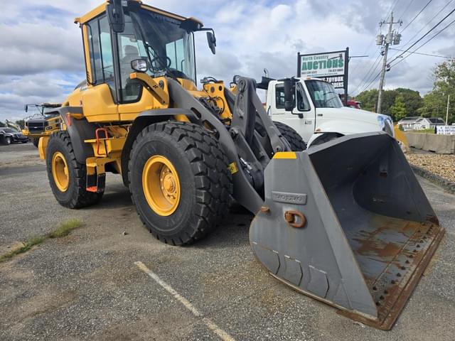 Image of Volvo L60H equipment image 2