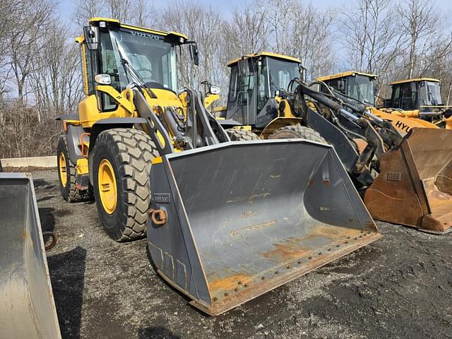 Image of Volvo L60H equipment image 2