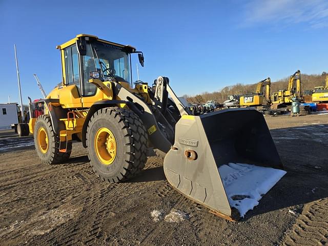 Image of Volvo L60H equipment image 3