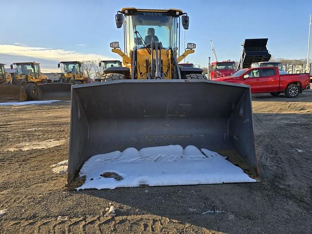 Image of Volvo L60H equipment image 2