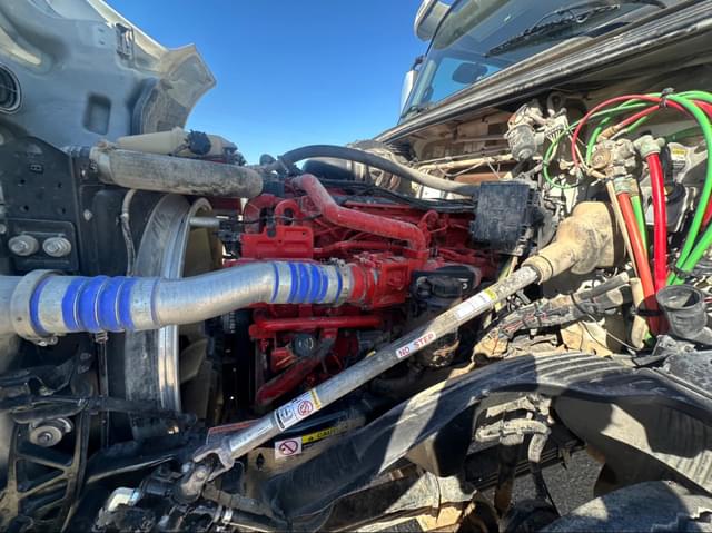 Image of Volvo VNL equipment image 3