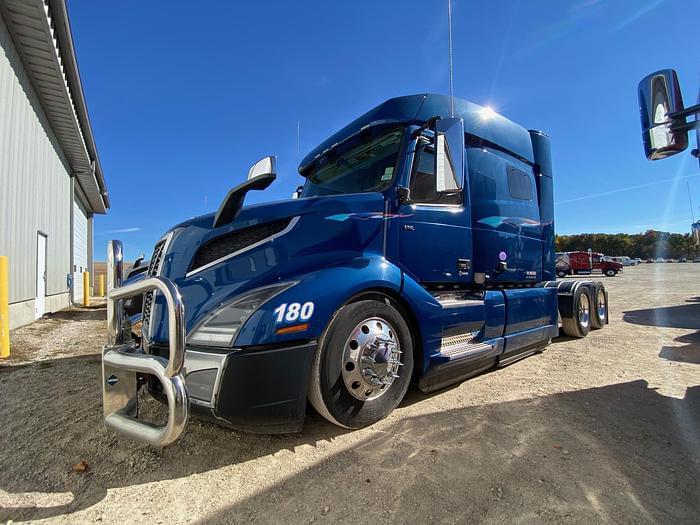Image of Volvo VNL Primary image