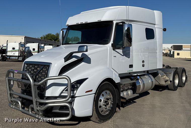 Image of Volvo VNL Primary image