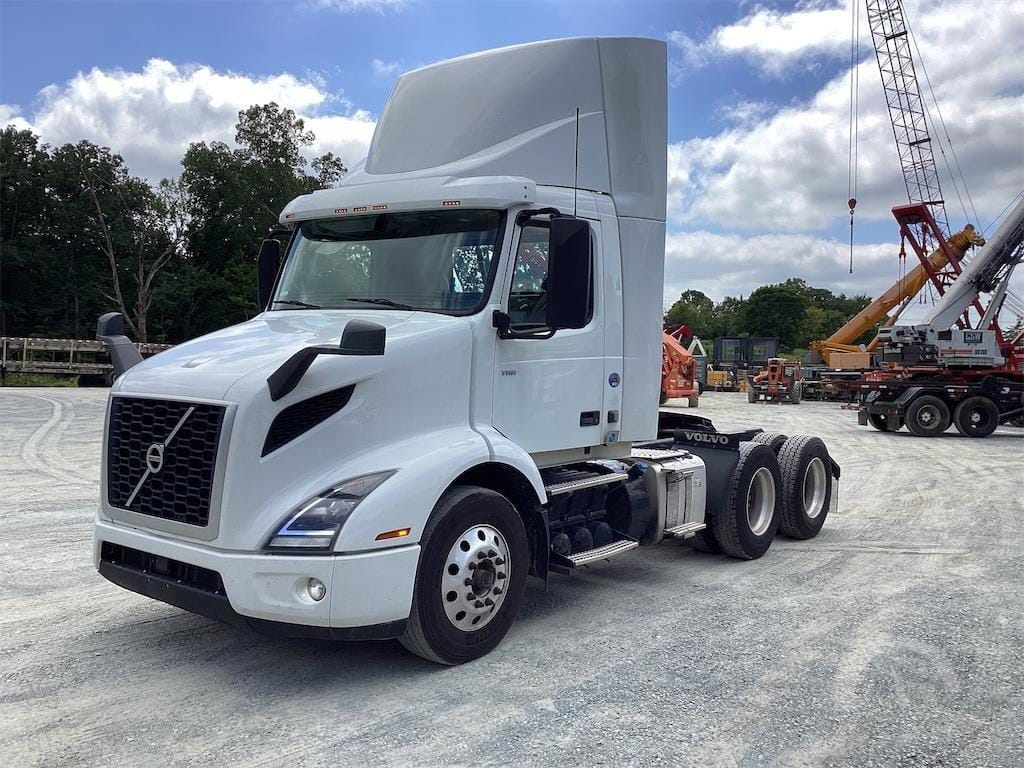 2021 Volvo D13 Equipment Image0