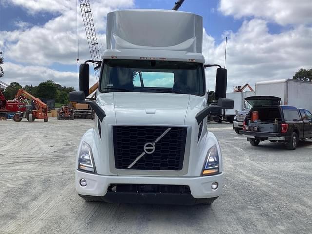 Image of Volvo D13 equipment image 1