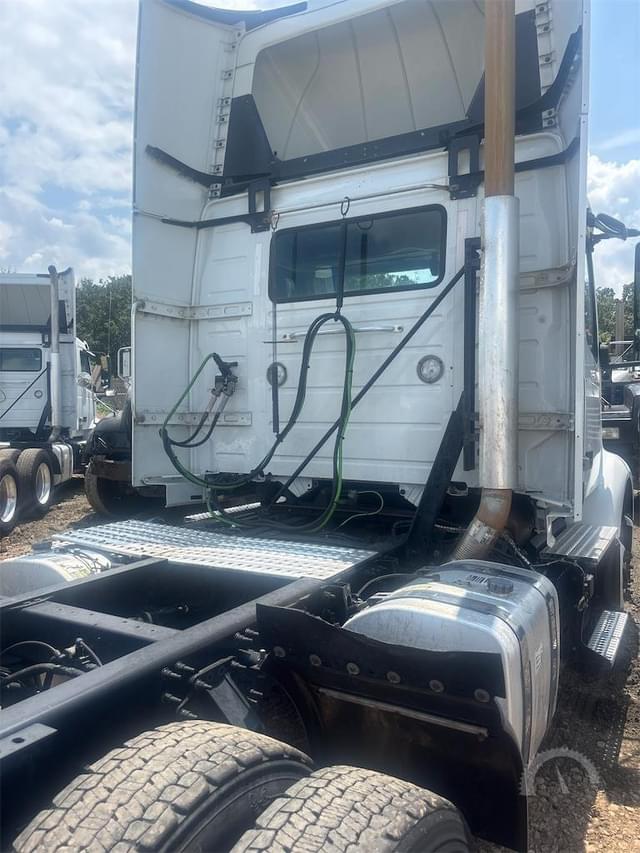 Image of Volvo D13 equipment image 3