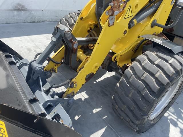 Image of Wacker Neuson WL34 equipment image 2