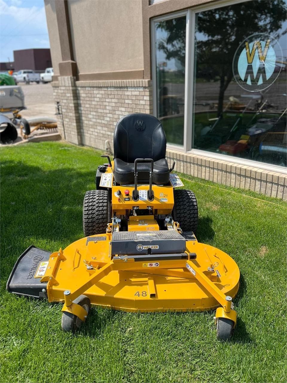 Image of Walker R21 Image 1