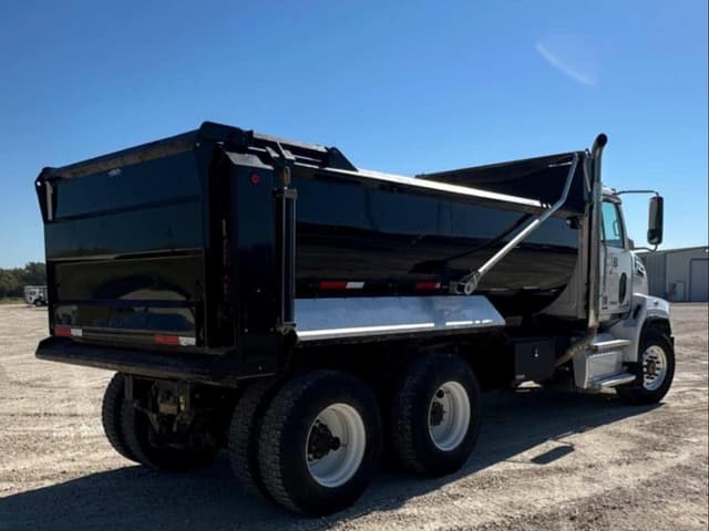 Image of Western Star 4700 equipment image 4