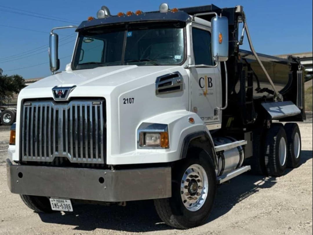 Image of Western Star 4700 Primary image