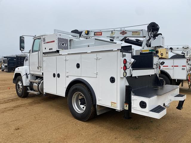 Image of Western Star 4700 equipment image 1