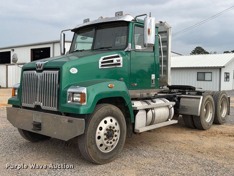 2021 Western Star 4700SF Equipment Image0