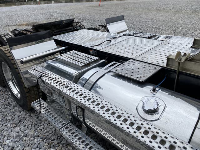 Image of Western Star 4900 equipment image 4