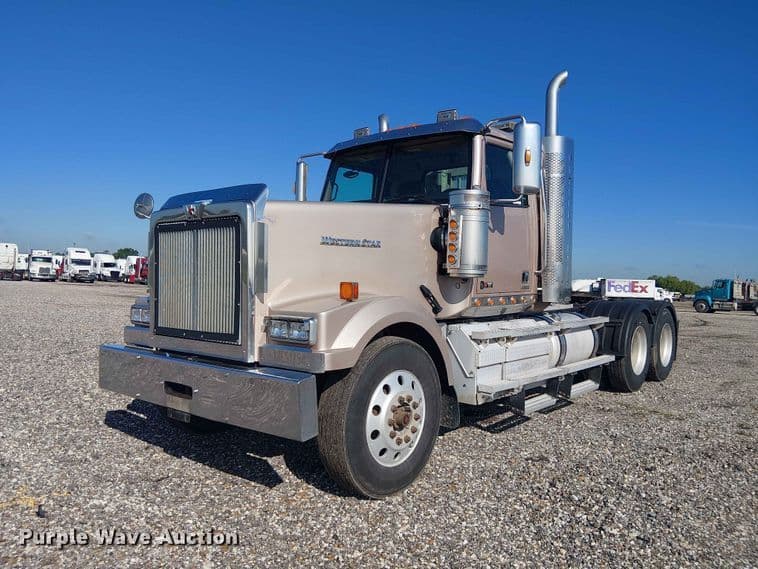 Image of Western Star 4900 Primary image