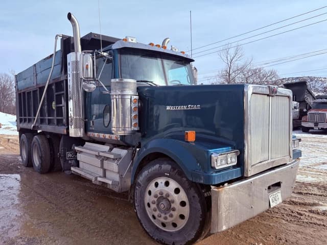 Image of Western Star 4900EX equipment image 3