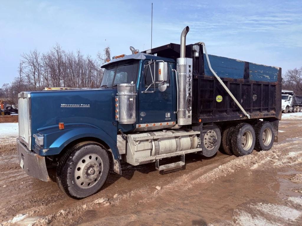 2021 Western Star 4900EX Equipment Image0