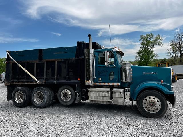 Image of Western Star 4900EX equipment image 3