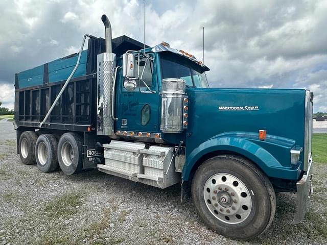 Image of Western Star 4900EX equipment image 2