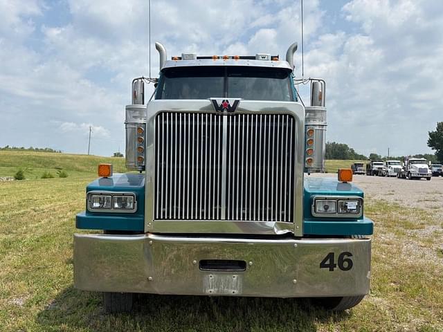 Image of Western Star 4900EX equipment image 1