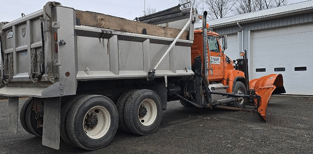 Image of Western Star W4700SF equipment image 3