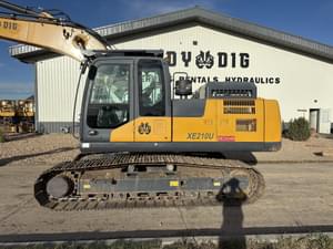 2021 XCMG XE210U Image