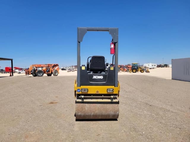 Image of XCMG XMR303S equipment image 3