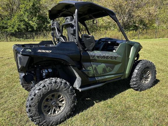 Image of Yamaha Wolverine RMAX 1000 equipment image 1