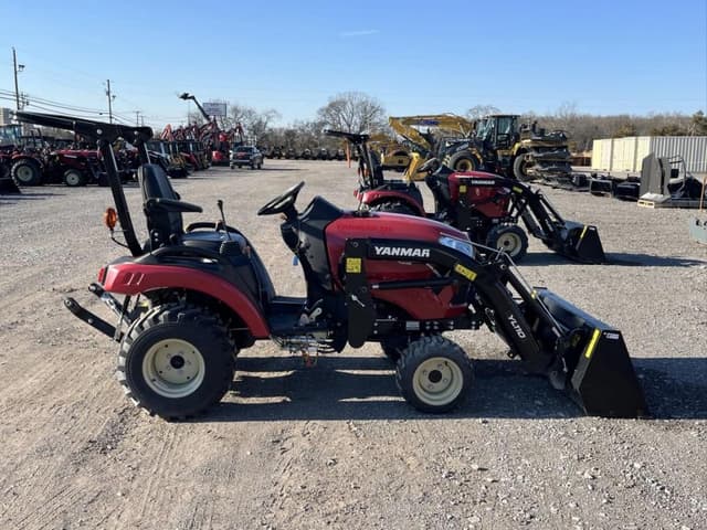 Image of Yanmar SA223 equipment image 4