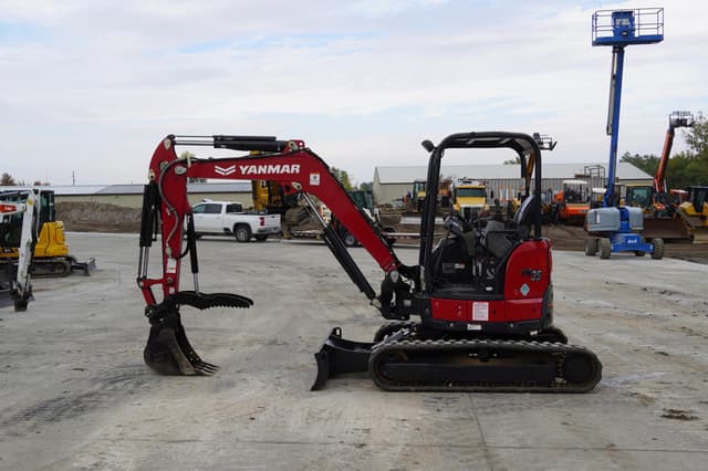 Image of Yanmar VIO35 equipment image 1