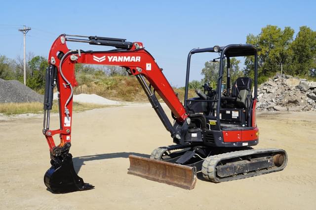 Image of Yanmar Vio35-6A equipment image 3