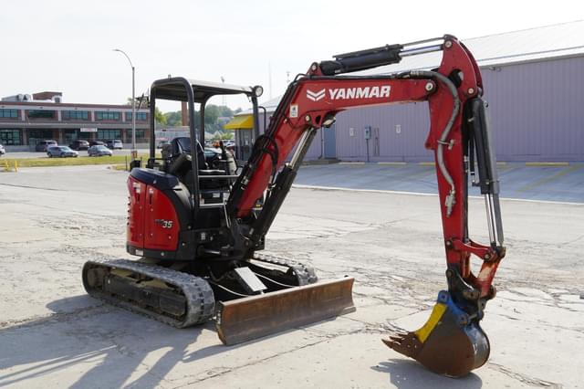 Image of Yanmar Vio35-6A equipment image 4