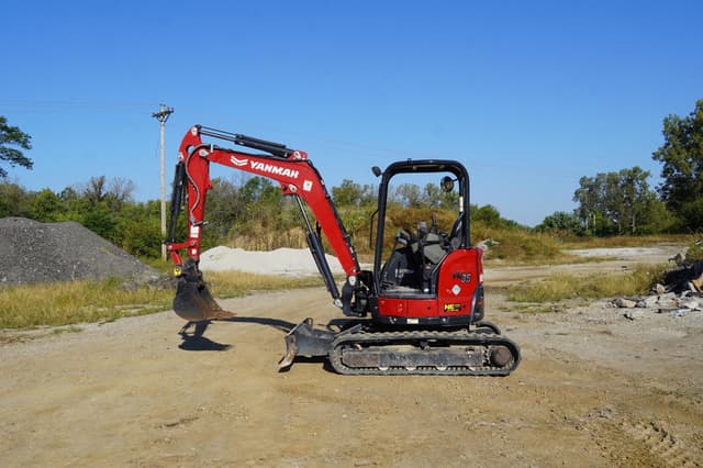 Image of Yanmar Vio35-6A equipment image 1