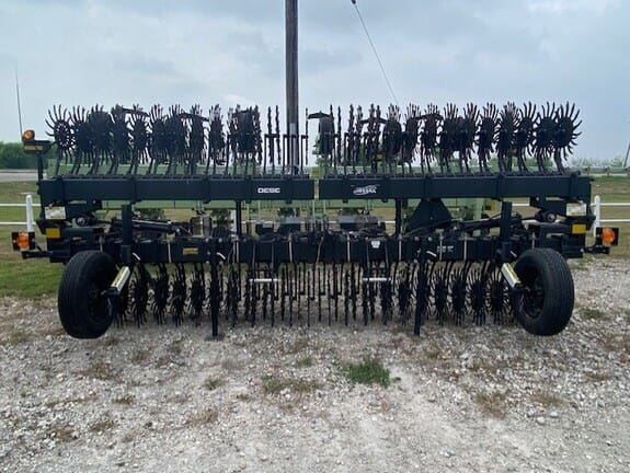 Main image Yetter 3530