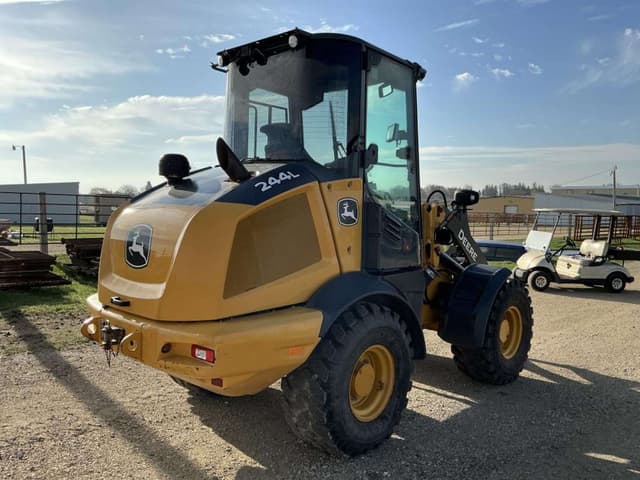 Image of John Deere 244L equipment image 4