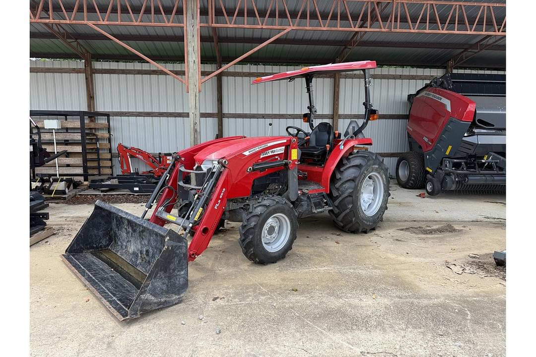 Image of Massey Ferguson 2860E Primary image