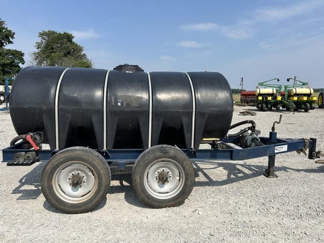 Image of Ag Spray 1610 Nurse Trailer equipment image 3