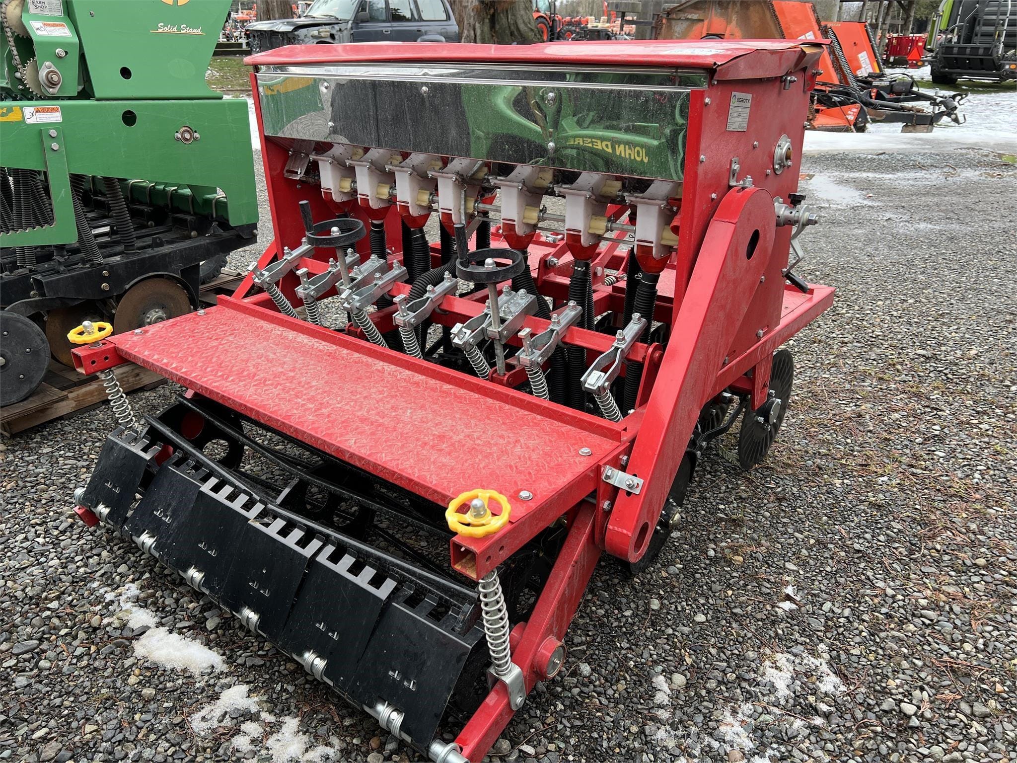 2022 AGT Industrial B7 Equipment Image0