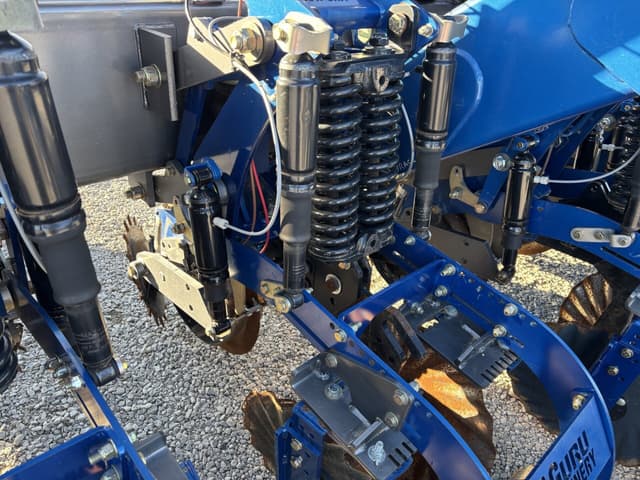 Image of Aguru M620V equipment image 3