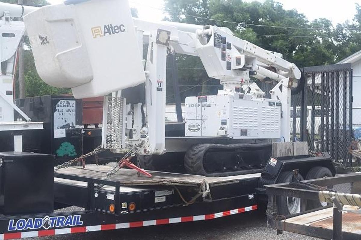 2022 Altec AT37GW Equipment Image0