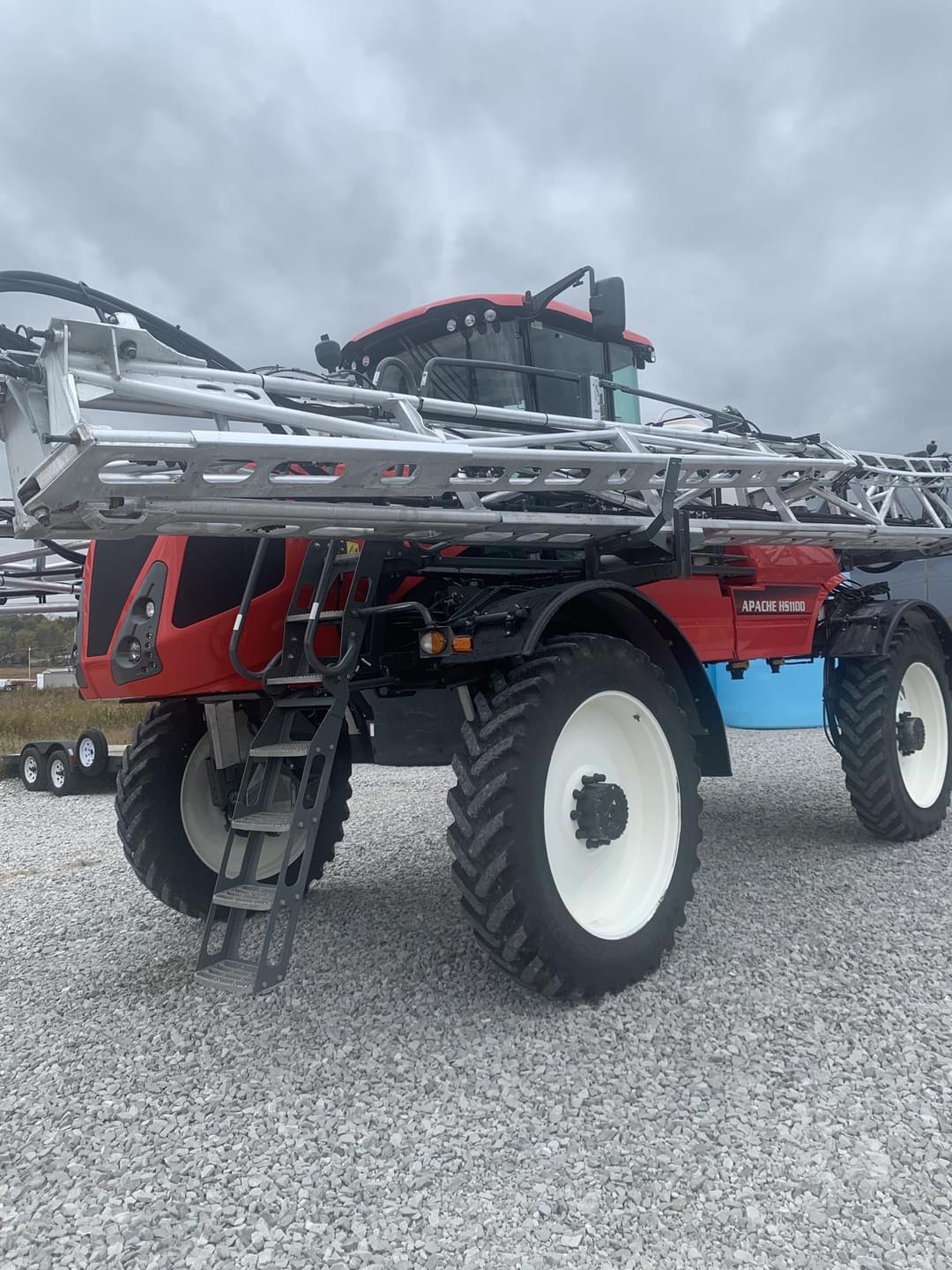 Image of Apache HS1100 Primary image